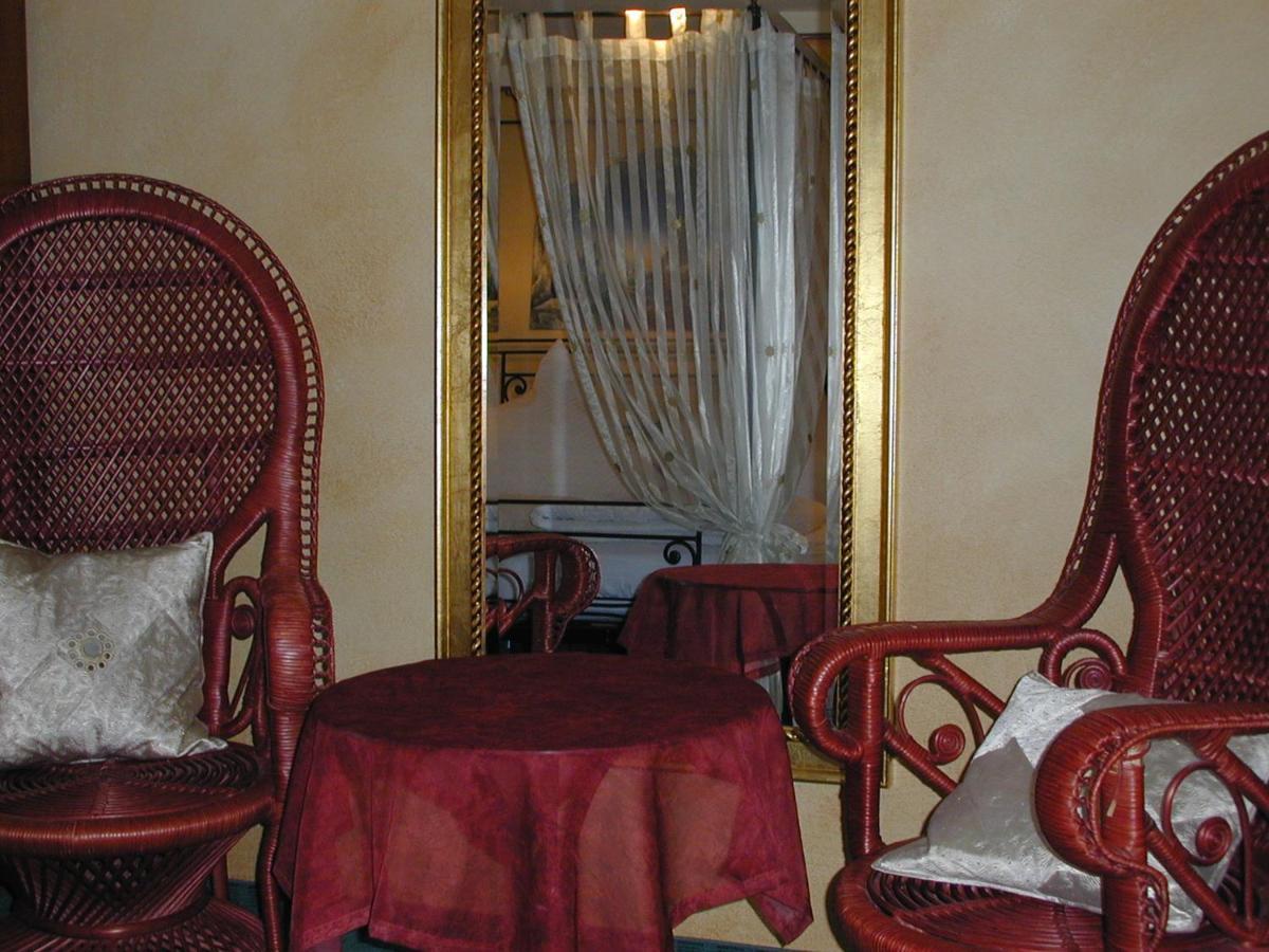 Gasthaus Storchen Hellas Haslach im Kinzigtal Oda fotoğraf